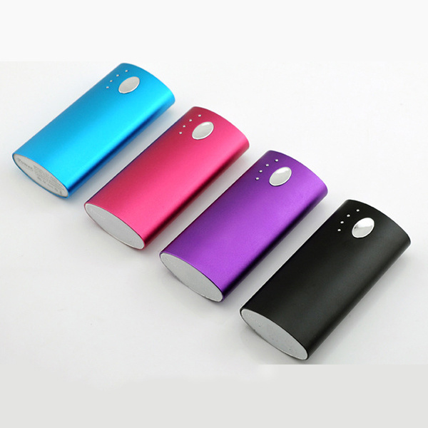 Hot Selling 5600mAh Mobile Phone Porable Battery Charger