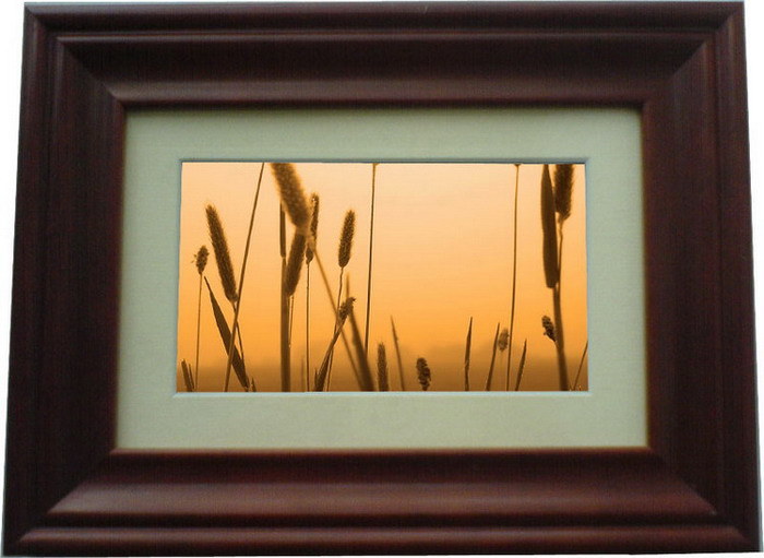 Digital Photo Frame (DP7058B)