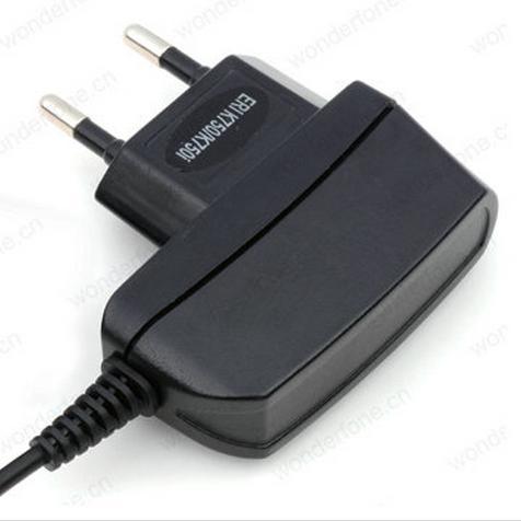 Travel Charger for Mobile Phone (Cargador de viaje)