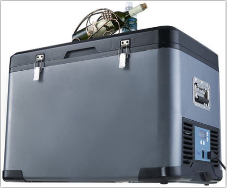2015 New Twin Boxes Cooler, Mini Car Freezer, Compressor Refrigerator Fyl-Ys-73A