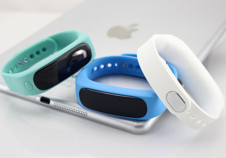 Waterproof Fitness Bands with Sports Tracking/ Sleep Monitoring, for iPhone 6 Plus