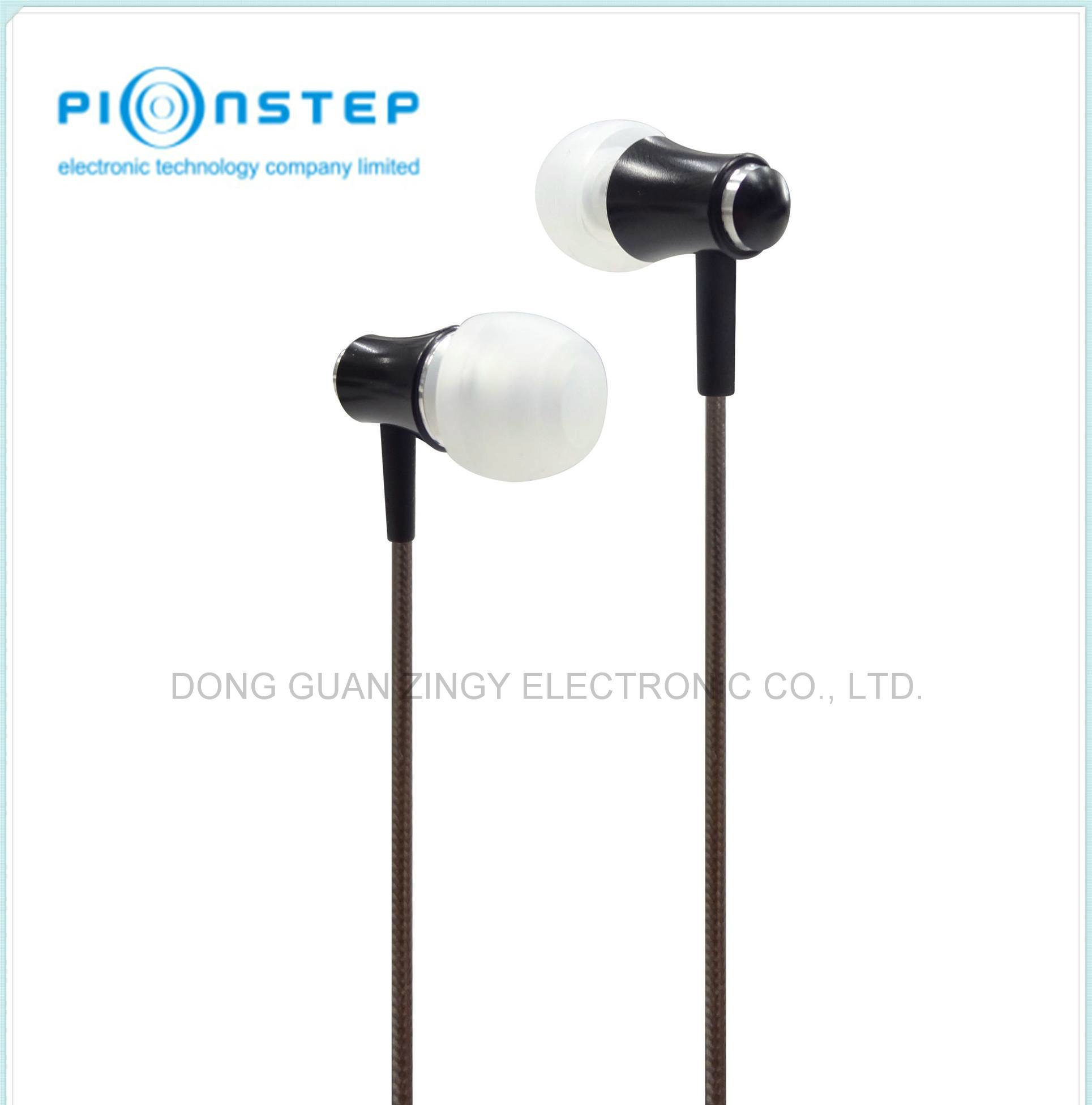 Good Style Mobile Earphone with High Quality