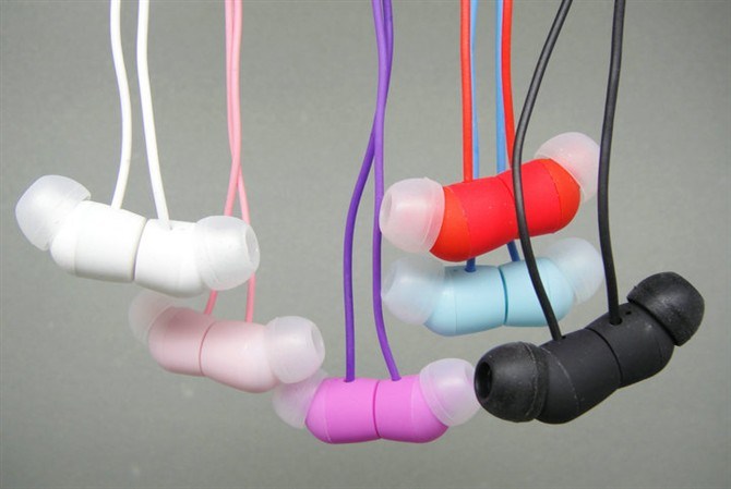 2013 Polular New Design Silicon Earphone