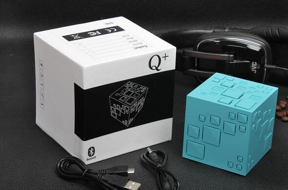 Fashionable Cute Cube Mini Bluetooth Speaker