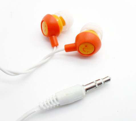 Good Quality MP3 Mini Smile Face Earphone