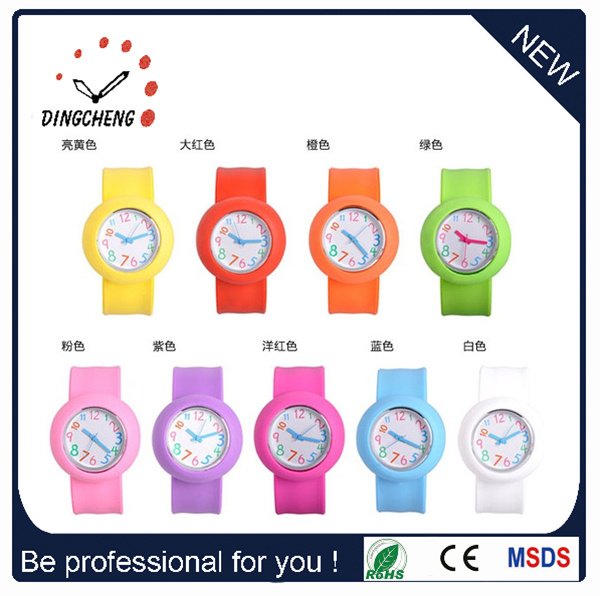 Fashion Vogue Silicone Quartz Watch Slap Watch (DC-919)