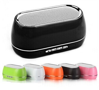 2014 Hot New Product Bluetooth Speaker with Dual Magnetic Trumpets