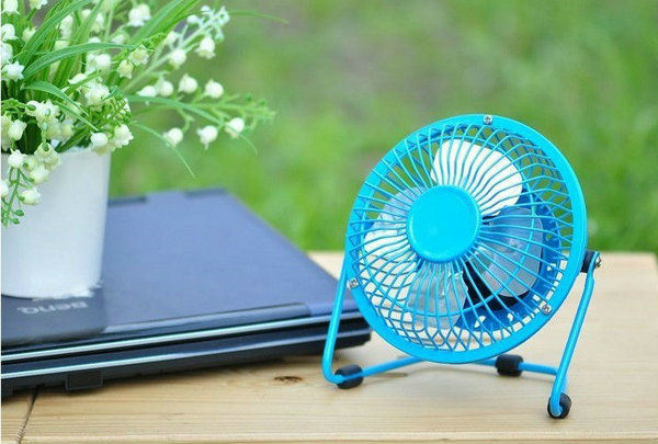 4 Inch Plastic USB Fan