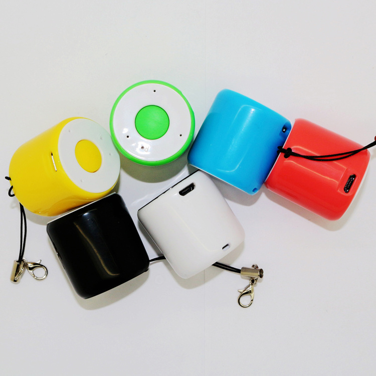 New Style Wireless Speaker Keychain Bluetooth Speaker with Shutter