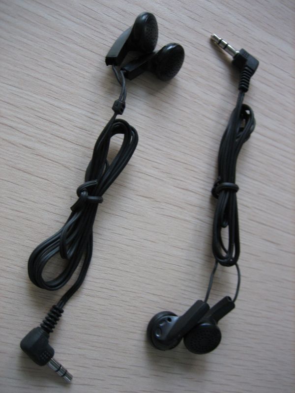 Disposable Cheap Earphone