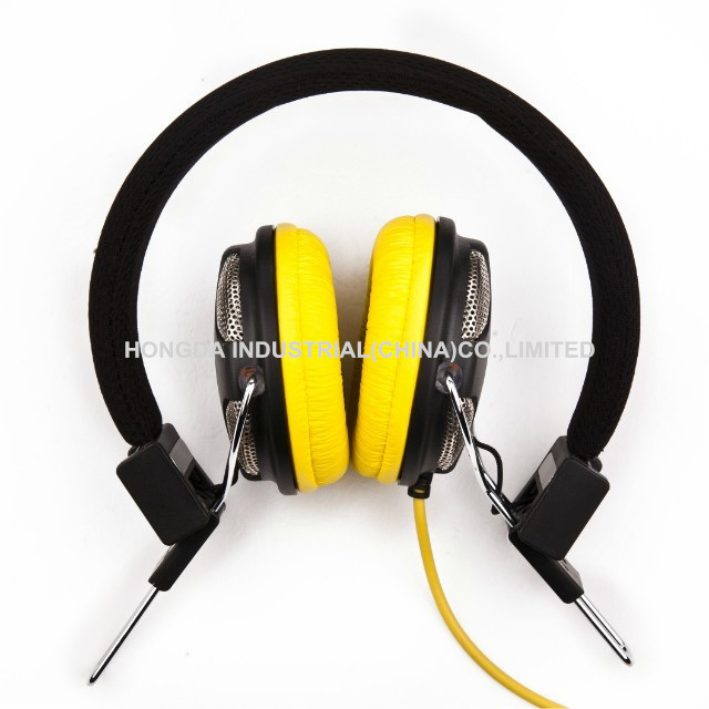 Foldable Computer Headphone