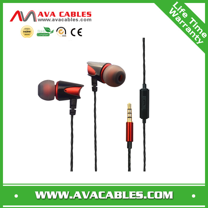 2014 Classical Noise Cancelling Earphone 3.5mm Golden Plug Super Bass Earphones Factory