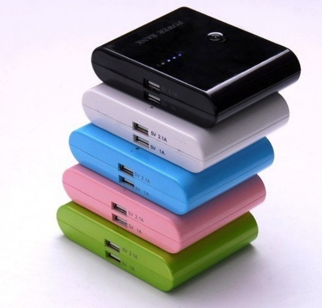 OEM ODM 10000mAh Portable Power Bank 18650 Battery Charger Fit