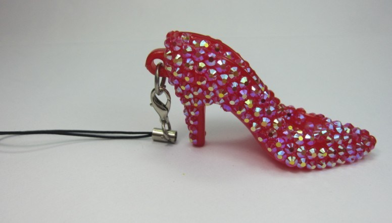 Plastic and Crystal High-Heel Shoe Key Pandant