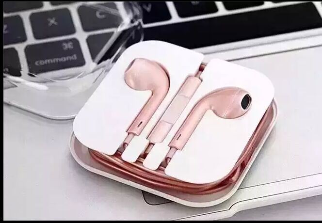 Rose Gold Earphone with Mic and Volume Control for iPhone