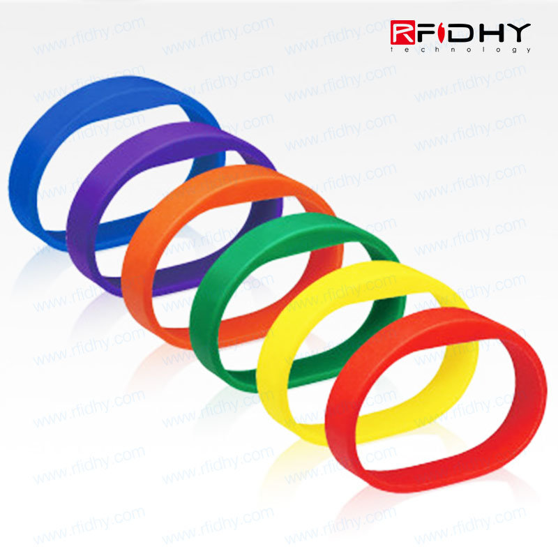 Hot Selling Long Distance Soft RFID Wristband