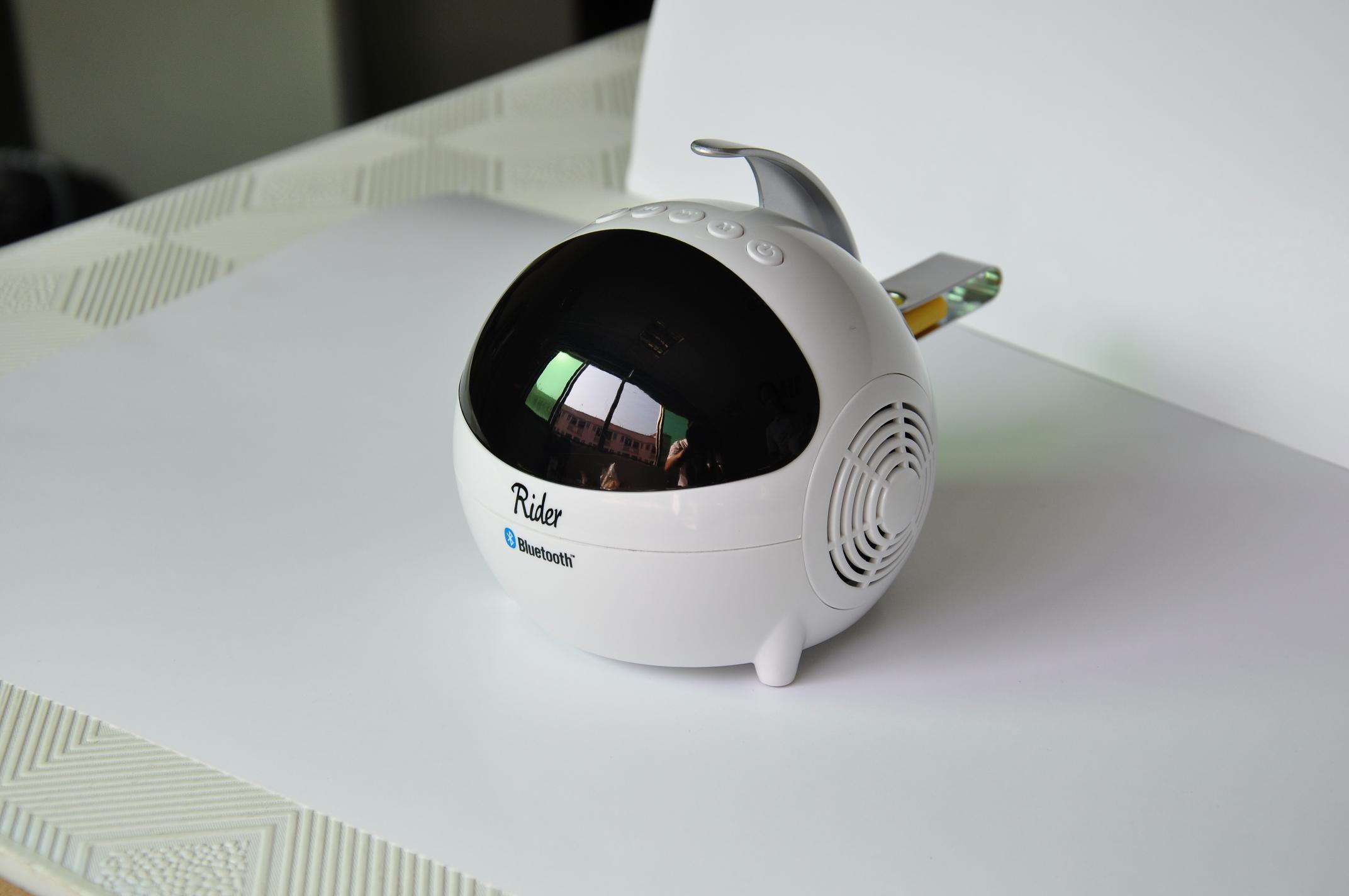 Robot Bluetooth Speaker /LED Display Screen Wireless Mini Speaker
