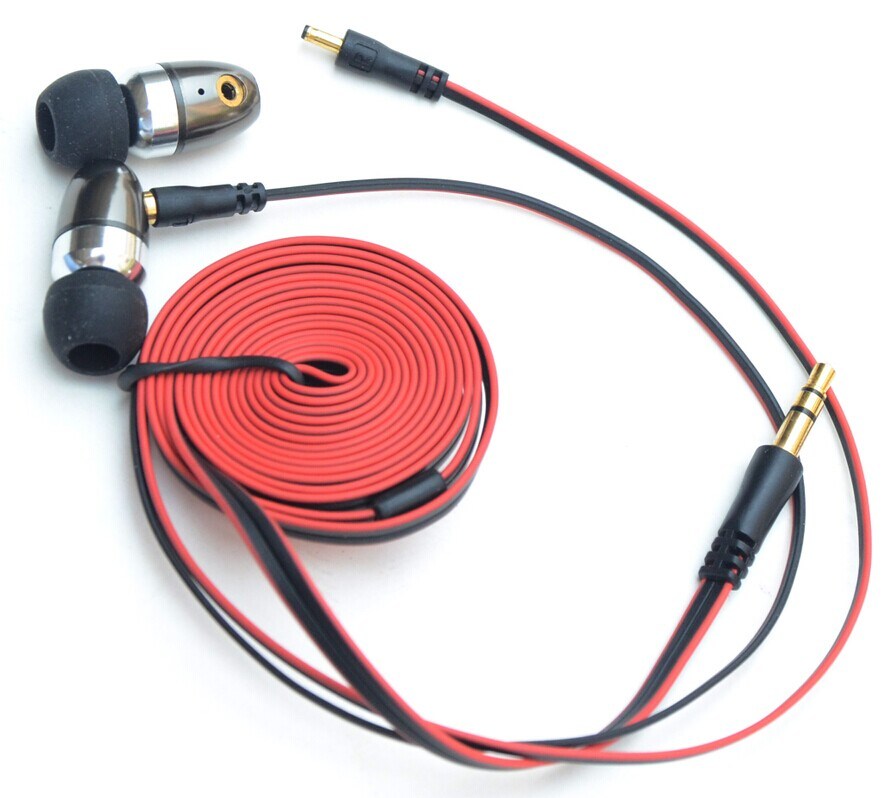 High Quality Earphone with Detachable Cable (RH-K2839-004)