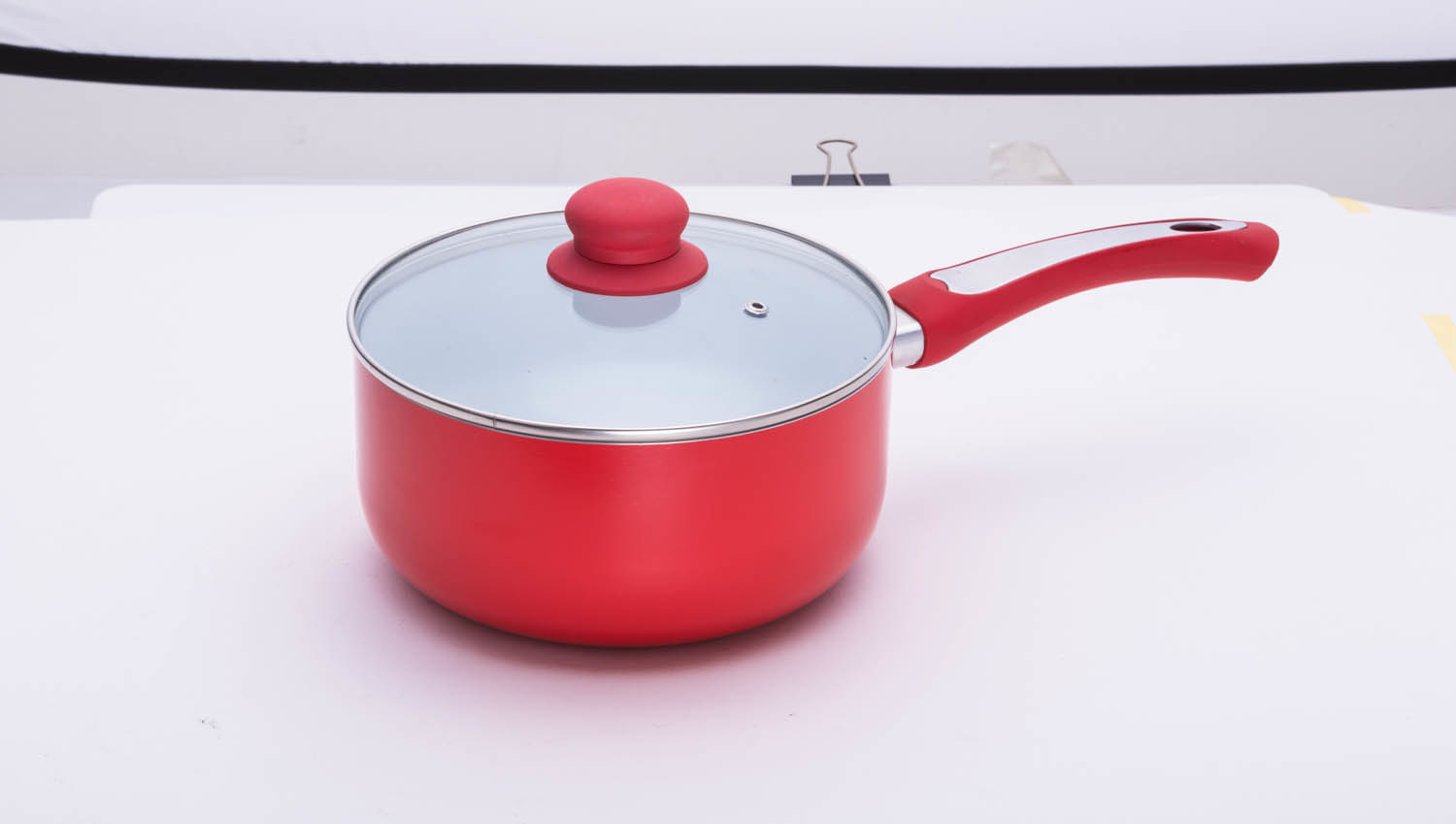 18*8cm Aluminum Ceramic Saucepan