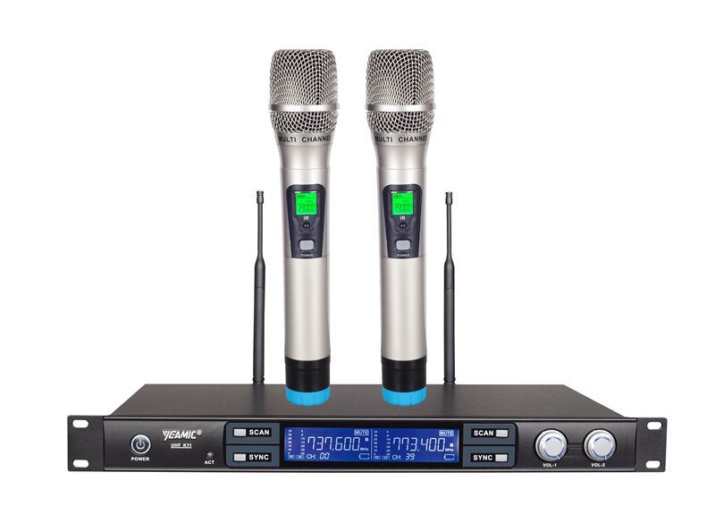 Whole Metal Professional Wireless UHF Microphone System, Noble Dynamic Microphone and Core Have Great Sound Pickup Ability