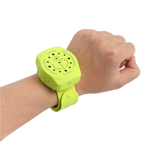 2014 Fashion Bluetooth Watch Speaker in Europe