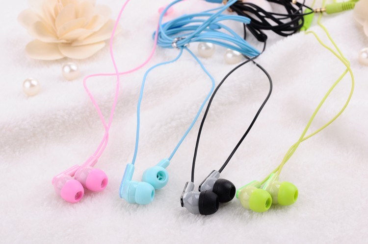 Good Sound Colorful Earphone