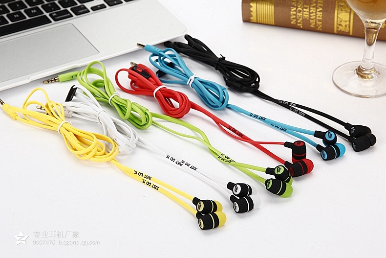 High Quality Waterproof Metal Earphone Stereo Fashion MP3 Wired