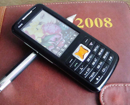 Slim Dual Sim Mobile Phone (A915)