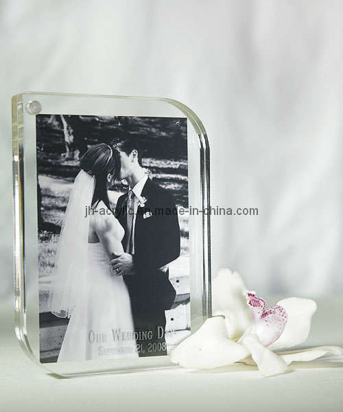 Acrylic Photo Frame (PF-16)