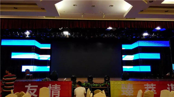 High Definition IP43 Indoor Full Color Rental LED Display