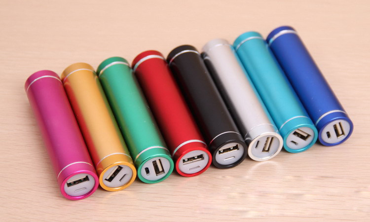 Portable Emergency USB Charger for Mobile Phone