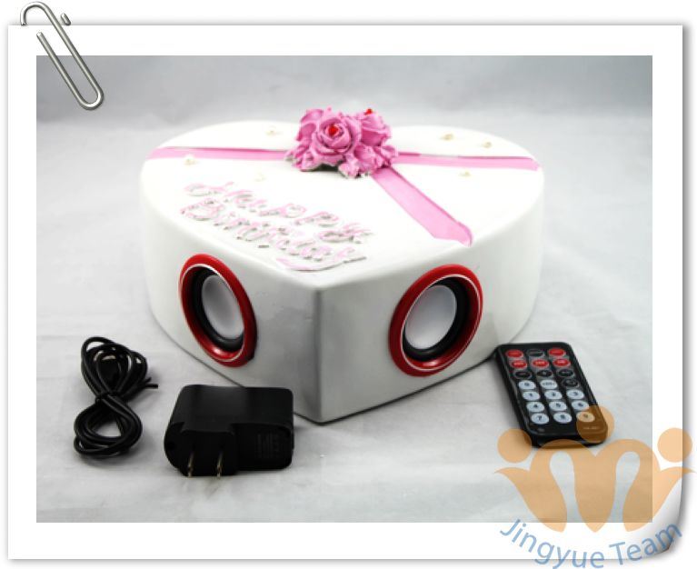 FM Radio Stand Birthday Cake Heart Speaker