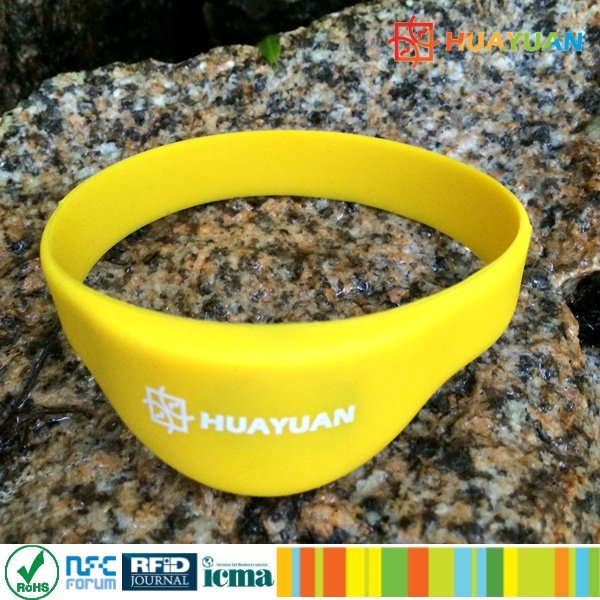 Custom Logo MIFARE Classic 4K Fitness Waterproof Silicon RFID Bracelet