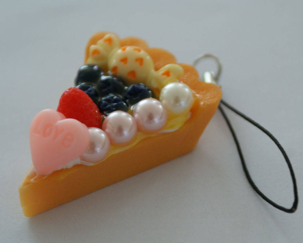 Simulation Cake Mobile Accessory